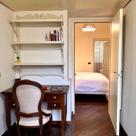 Domus Elena - Plebiscito Apartment Naples Luaran gambar