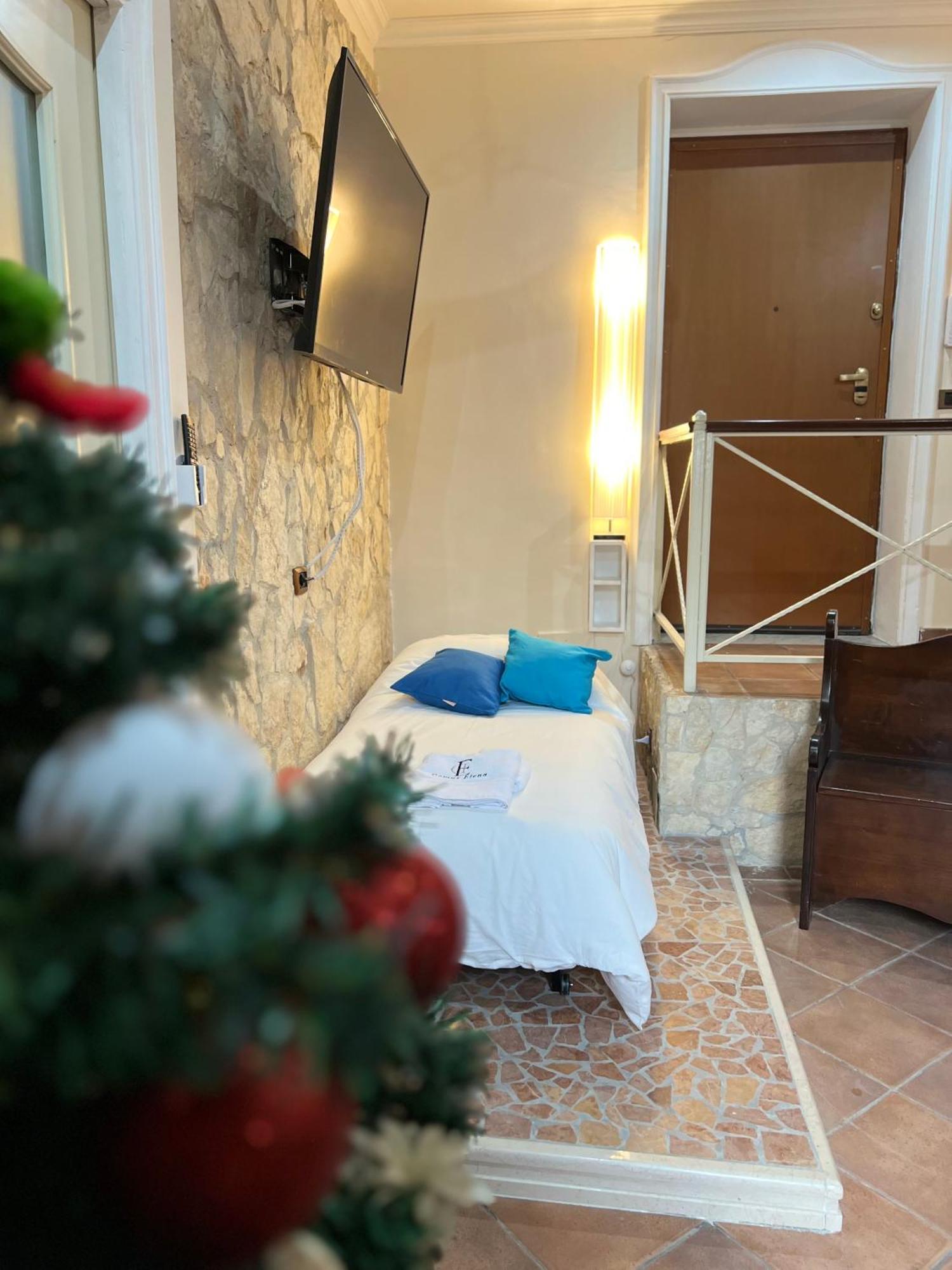 Domus Elena - Plebiscito Apartment Naples Luaran gambar